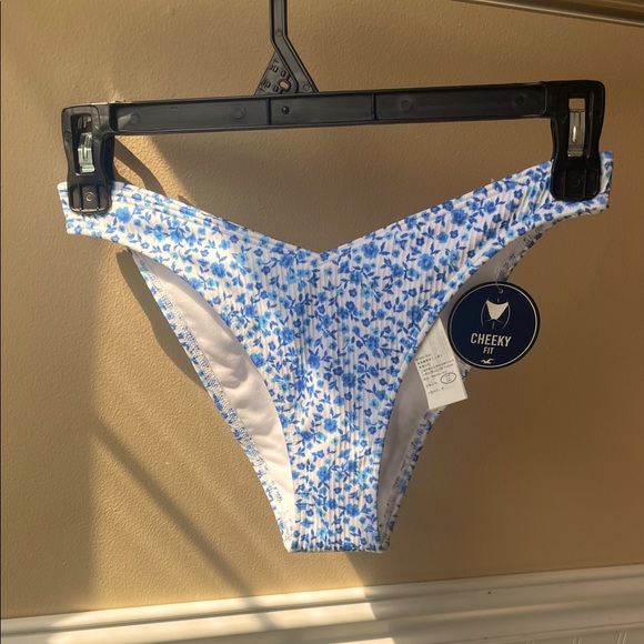 Hollister Blue and White Floral Bikini Bottom - Picture 1 of 3